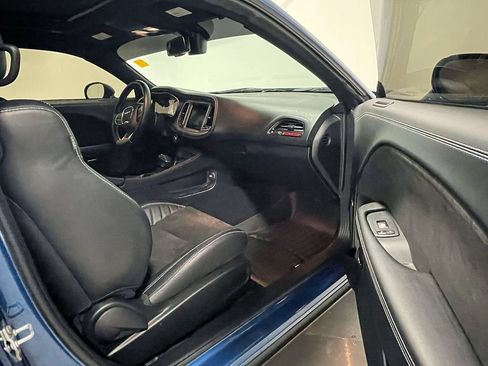 Used 2023 Dodge Challenger SRT Hellcat w/ Driver Convenience Group RWD image 46