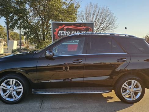 Used 2013 Mercedes-Benz ML 350 4MATIC w/ Premium 1 Pkg image 2