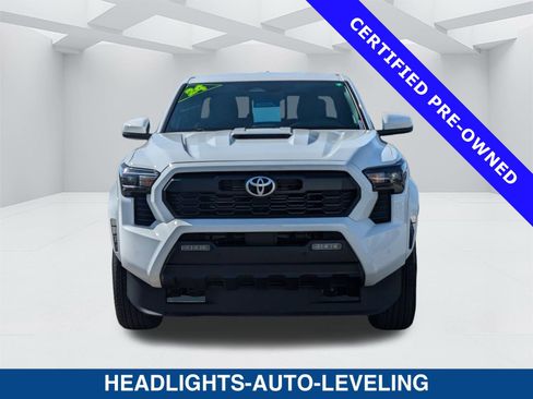Used 2024 Toyota Tacoma TRD Sport image 8