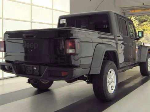 Used 2020 Jeep Gladiator Sport w/ Quick Order Package 24S AWD/4WD image 3