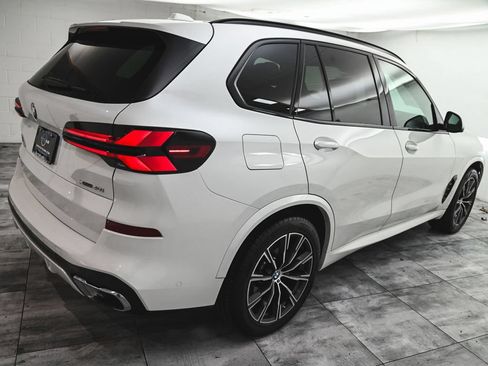 Used 2025 BMW X5 xDrive40i AWD/4WD image 6