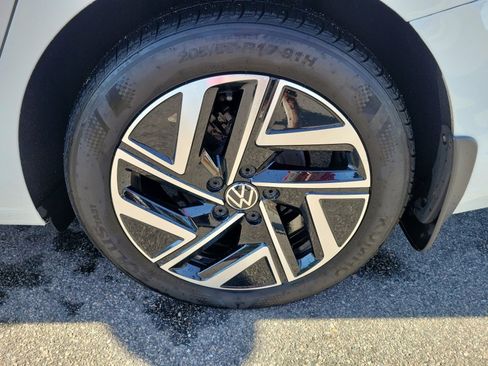 Certified 2023 Volkswagen Jetta SEL image 29