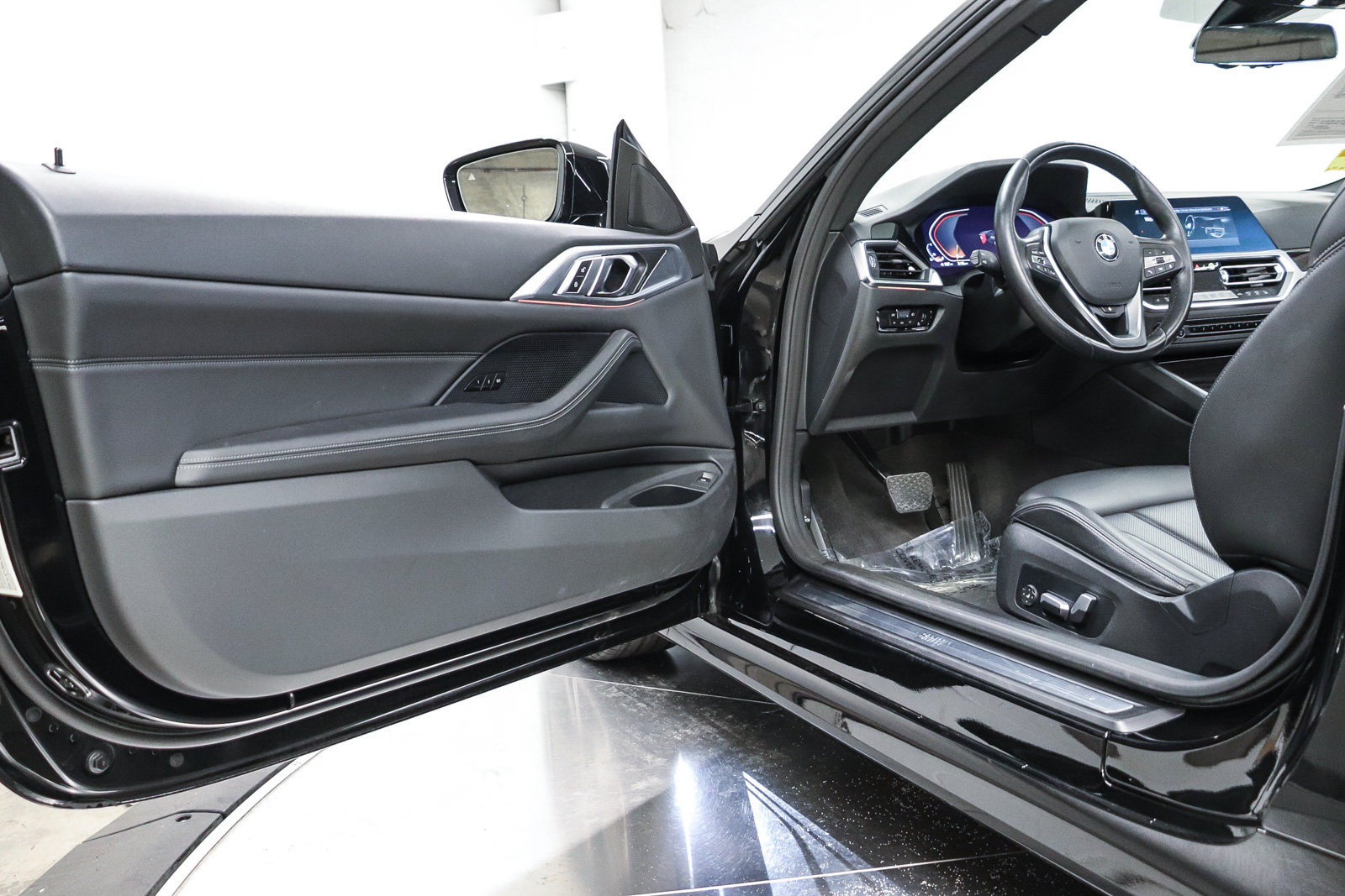 Certified 2023 BMW 430i Convertible w/ Parking Assistance Package RWD image 28