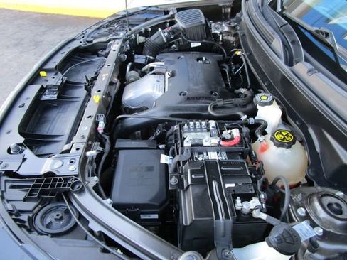 Used 2019 GMC Terrain Denali w/ Comfort Package image 10