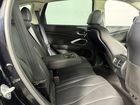 Used 2024 Acura RDX SH-AWD image 27