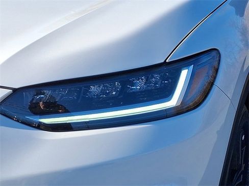 Certified 2026 Honda HR-V Sport image 9