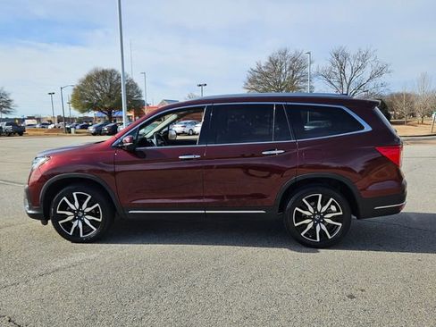 Used 2019 Honda Pilot Touring image 4