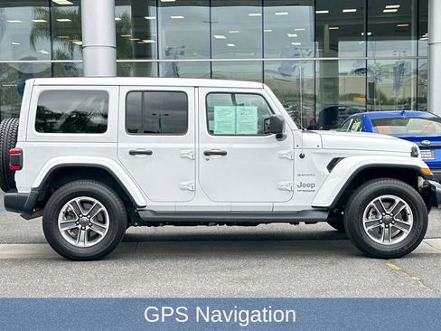 Used 2021 Jeep Wrangler Unlimited Sahara image 3