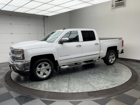 Used 2018 Chevrolet Silverado 1500 LTZ w/ Sport Package AWD/4WD image 36