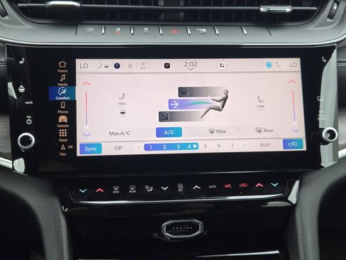 New 2026 Jeep Grand Cherokee Altitude image 15