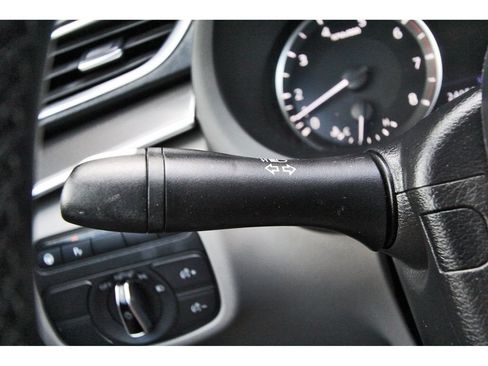 Used 2023 INFINITI QX50 Luxe FWD image 16