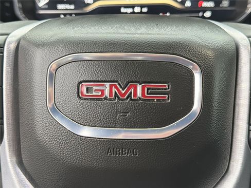 Used 2025 GMC Sierra 1500 SLT image 25