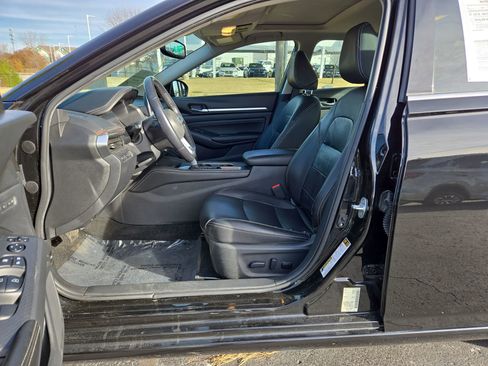 Used 2019 Nissan Altima 2.5 Platinum image 10