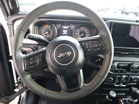 Used 2024 Jeep Wrangler Sport S image 40