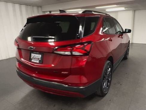 Used 2022 Chevrolet Equinox RS w/ RS Leather Package AWD/4WD image 8