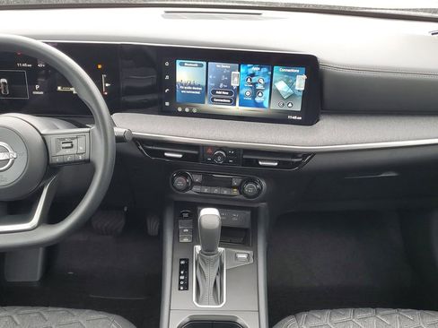 New 2026 Nissan Kicks SV image 24