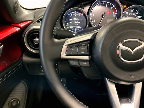 Used 2025 MAZDA MX-5 Miata Grand Touring image 16