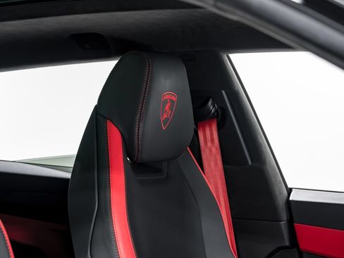 Used 2025 Lamborghini Urus S AWD/4WD image 41