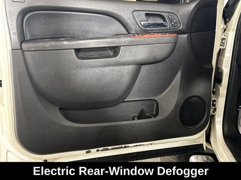 Used 2011 Chevrolet Silverado 1500 LTZ w/ LTZ White Diamond Edition image 14