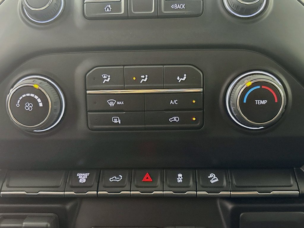 Certified 2023 Chevrolet Silverado 3500 LT AWD/4WD image 18