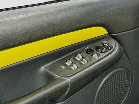 Used 2005 Dodge Ram 1500 Truck 2WD Quad Cab image 17