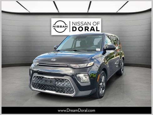 Used 2021 Kia Soul S FWD image 1