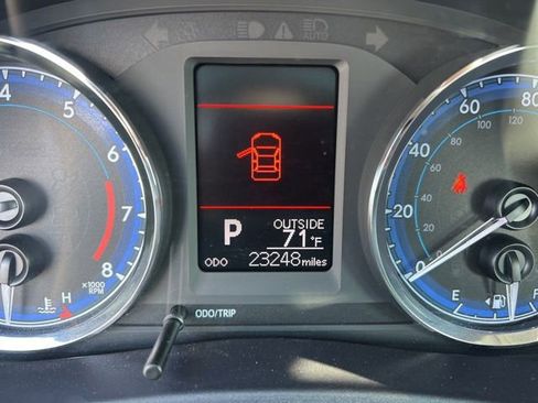 Used 2019 Toyota Corolla LE image 12