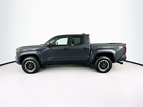 Used 2025 Toyota Tacoma TRD Off-Road image 4