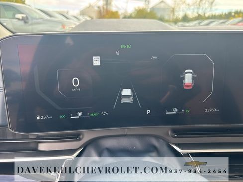 Used 2025 Kia Carnival SX Prestige image 45