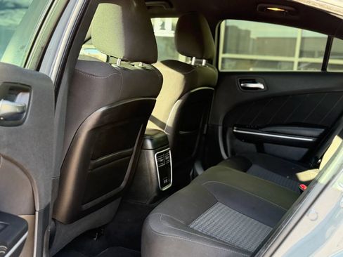 Used 2019 Dodge Charger Scat Pack w/ Driver Confidence Group image 12