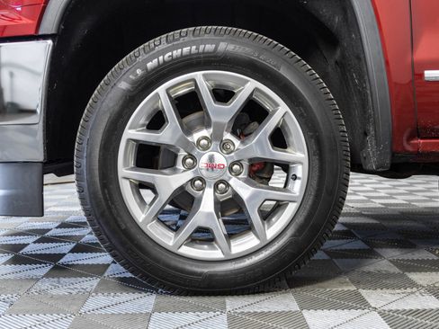 Used 2018 GMC Sierra 1500 SLT AWD/4WD image 46