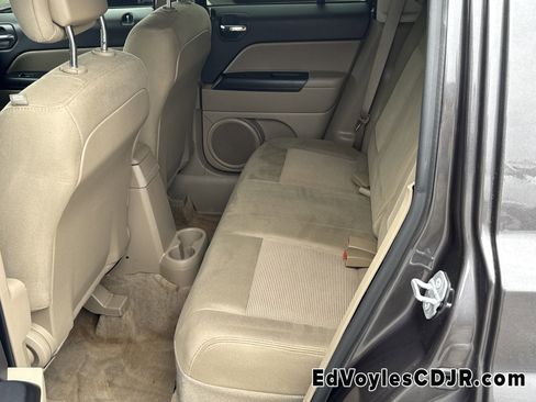 Used 2016 Jeep Patriot Sport w/ Power Value Group image 24