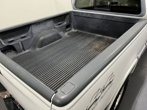 Used 1997 Ford F150 XLT AWD/4WD image 15