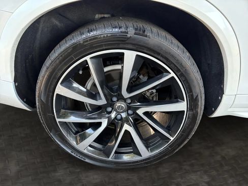Used 2018 Volvo XC90 T6 Momentum w/ Convenience Package AWD/4WD image 41