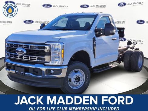New 2026 Ford F350 XL w/ XL Chrome Package AWD/4WD image 1