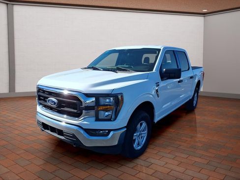 Used 2023 Ford F150 XLT w/ Equipment Group 301A Mid image 4