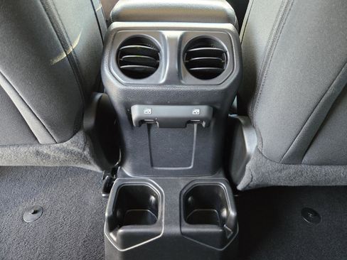 Certified 2021 Jeep Wrangler Unlimited Sport image 27