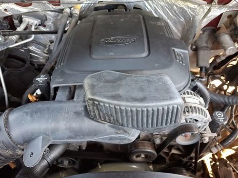 Used 2015 Chevrolet Silverado 2500 LT w/ LT Convenience Package RWD image 28