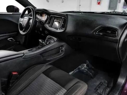 Used 2020 Dodge Challenger SXT image 18
