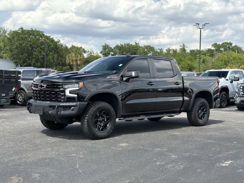 Used 2024 Chevrolet Silverado 1500 ZR2 w/ ZR2 Bison Edition AWD/4WD image 7