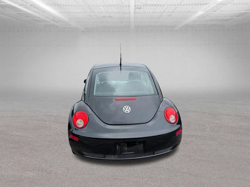 Used 2008 Volkswagen Beetle S FWD image 9