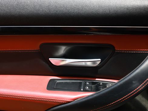 Used 2020 BMW M4 Coupe w/ M Driver's Package image 50