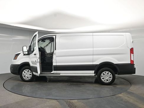 Used 2024 Ford Transit 250 Low Roof w/ Exterior Upgrade Package image 44