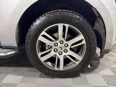 Used 2023 Ford Expedition Max Limited AWD/4WD image 11