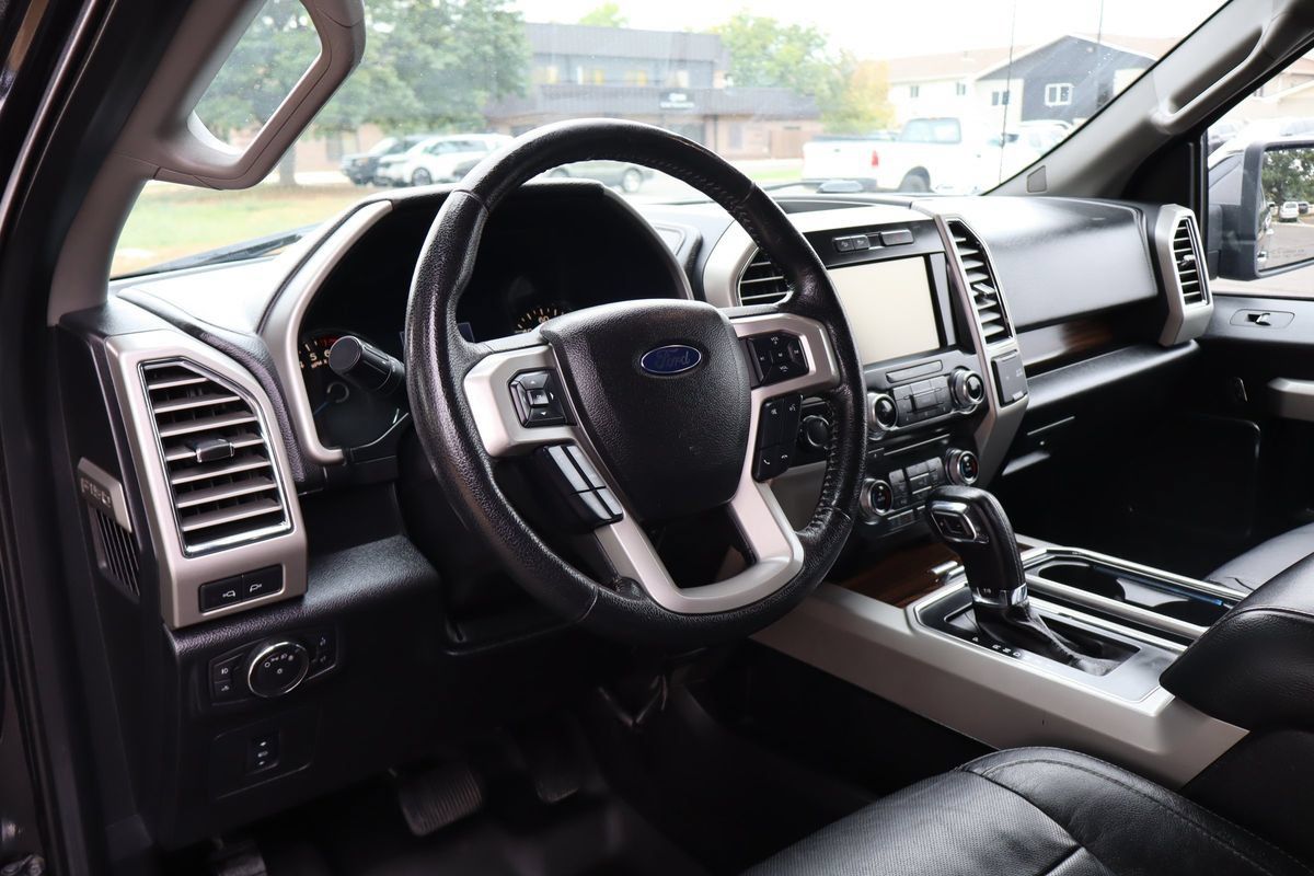 Used 2015 Ford F150 Lariat w/ Equipment Group 502A Luxury AWD/4WD image 15