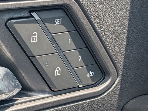 New 2025 GMC Hummer EV 2X image 12