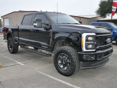 Used 2023 Ford F250 Lariat w/ Sport Appearance Package image 7