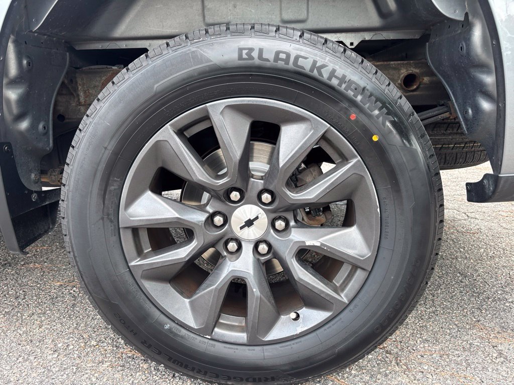Used 2020 Chevrolet Silverado 1500 RST w/ RST Value Package AWD/4WD image 42