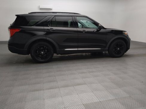 Used 2021 Ford Explorer XLT RWD image 10