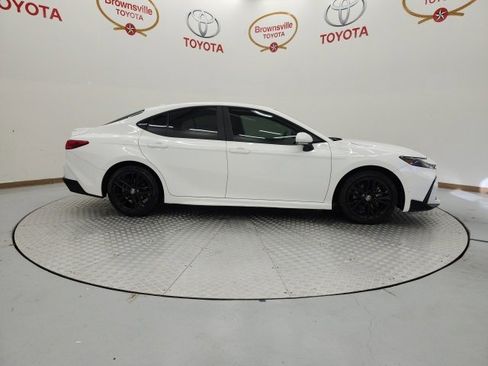 Certified 2025 Toyota Camry SE image 3